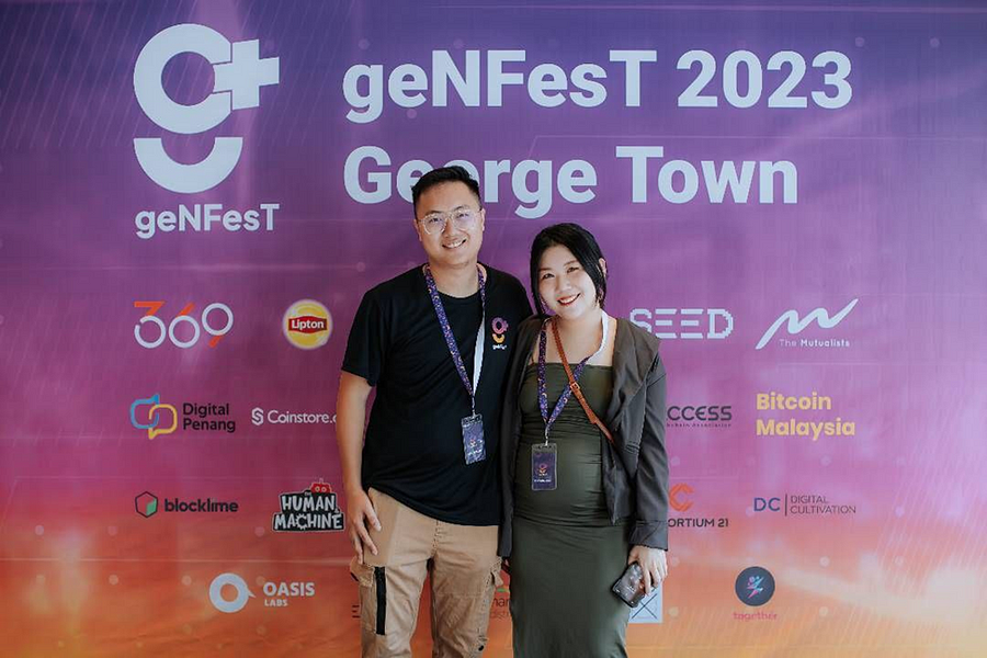 3six9 Co-Founder, Kelson Toh with 3six9 Co-Founder & geNFesT Curator, Beryn Teoh